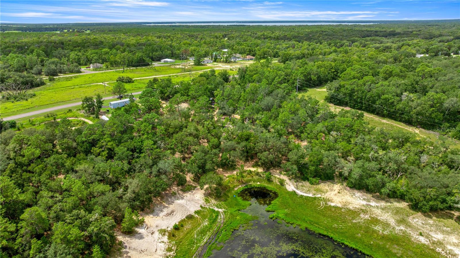 TWIN LAKES RANCHETTES - Residential