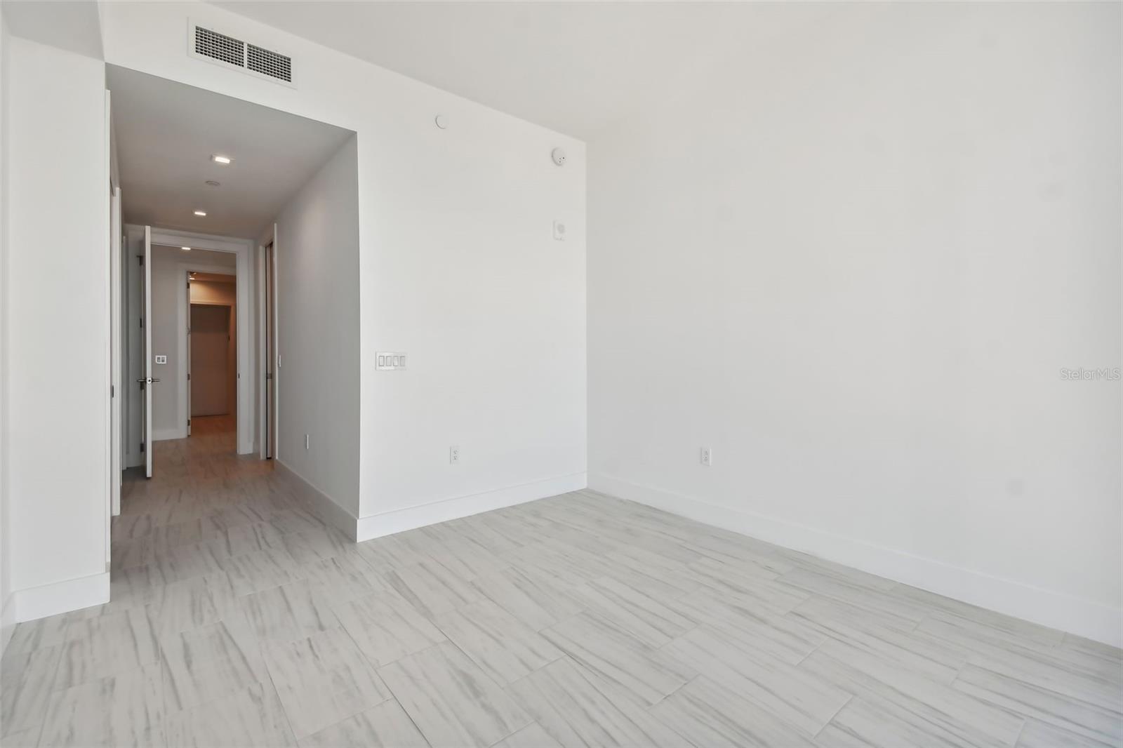 MARINA POINTE EAST A CONDOMINIUM - Residential