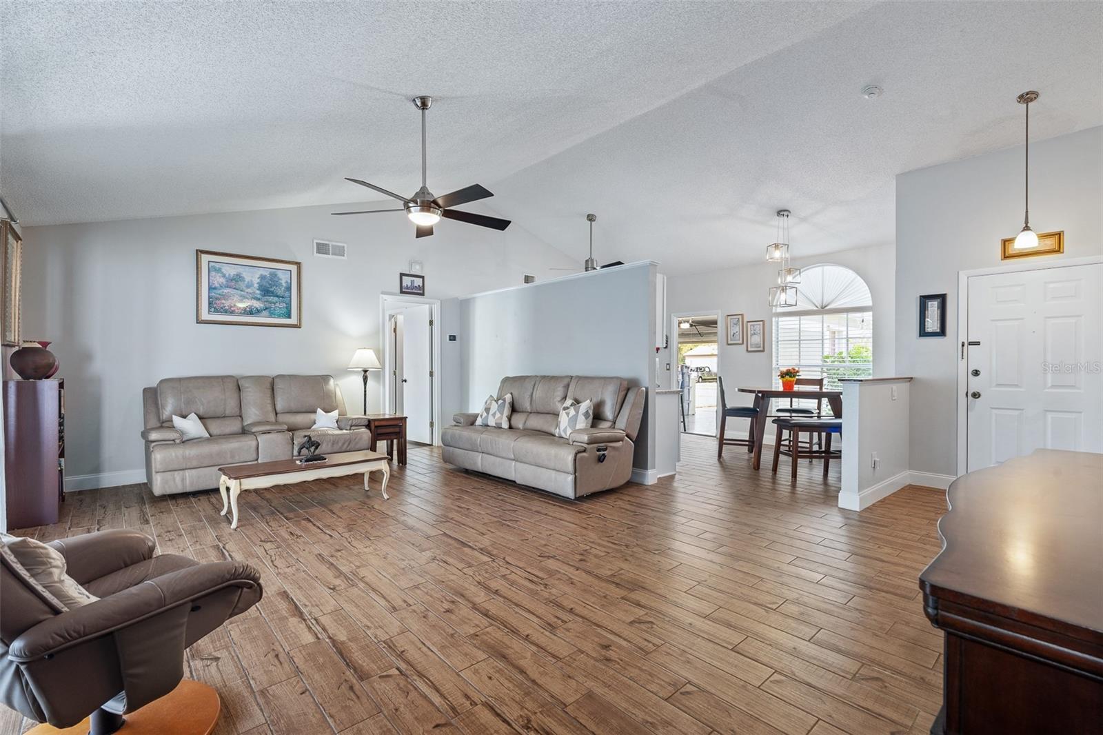 HICKORY VILLAGE REP - Residential