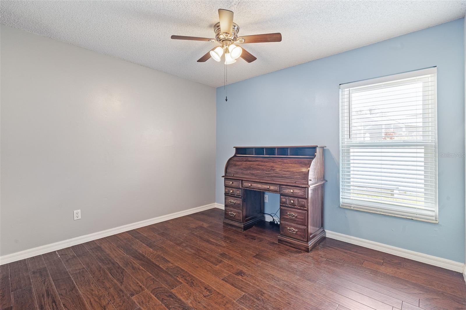 HICKORY VILLAGE REP - Residential