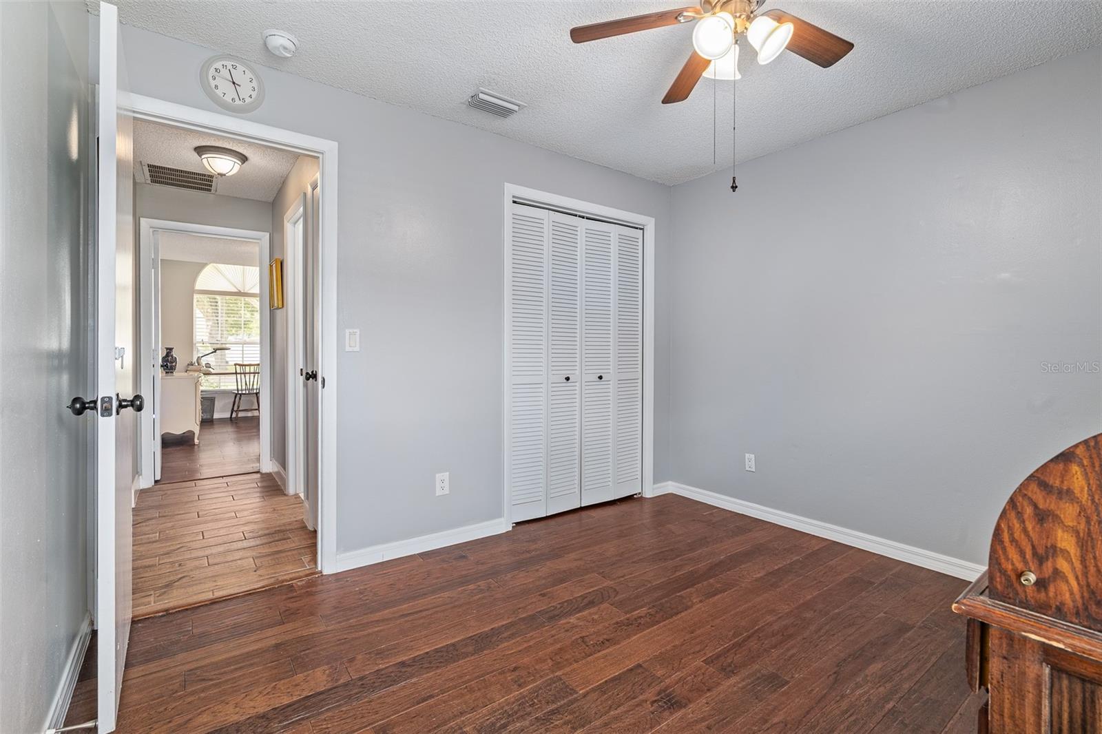 HICKORY VILLAGE REP - Residential