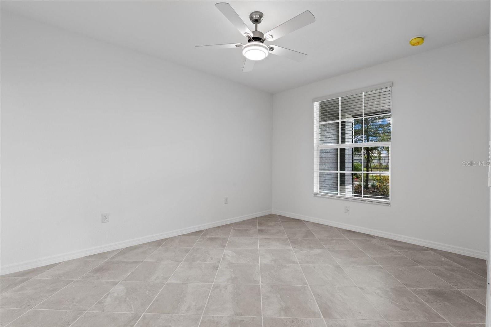 WELLEN PARK GOLF AND COUNTRY CLUB - Residential Lease