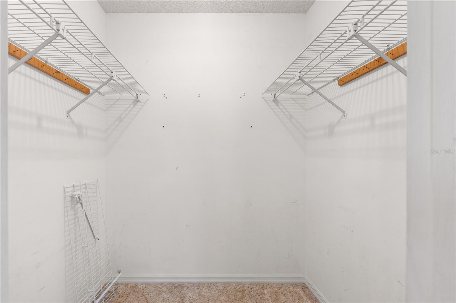 SPRUCE CRK 04 - Residential