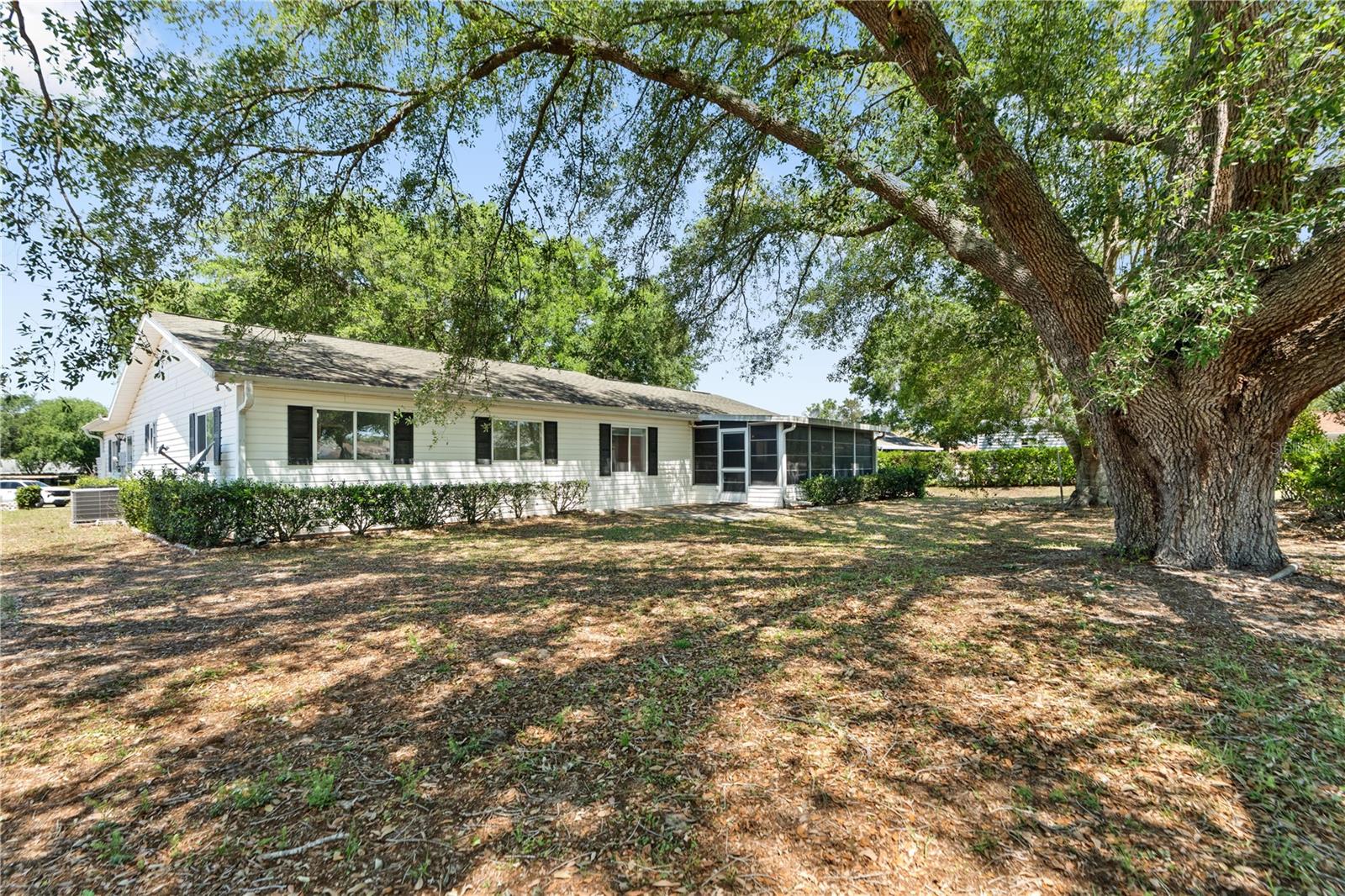 SPRUCE CRK 04 - Residential