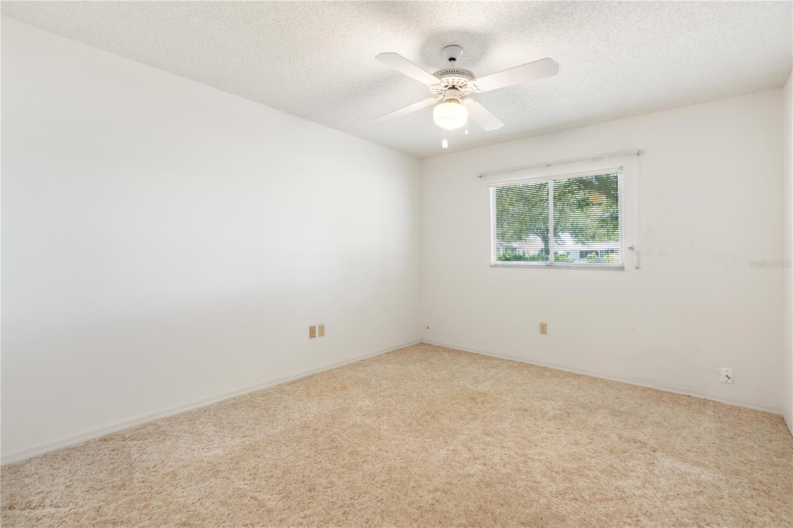 SPRUCE CRK 04 - Residential