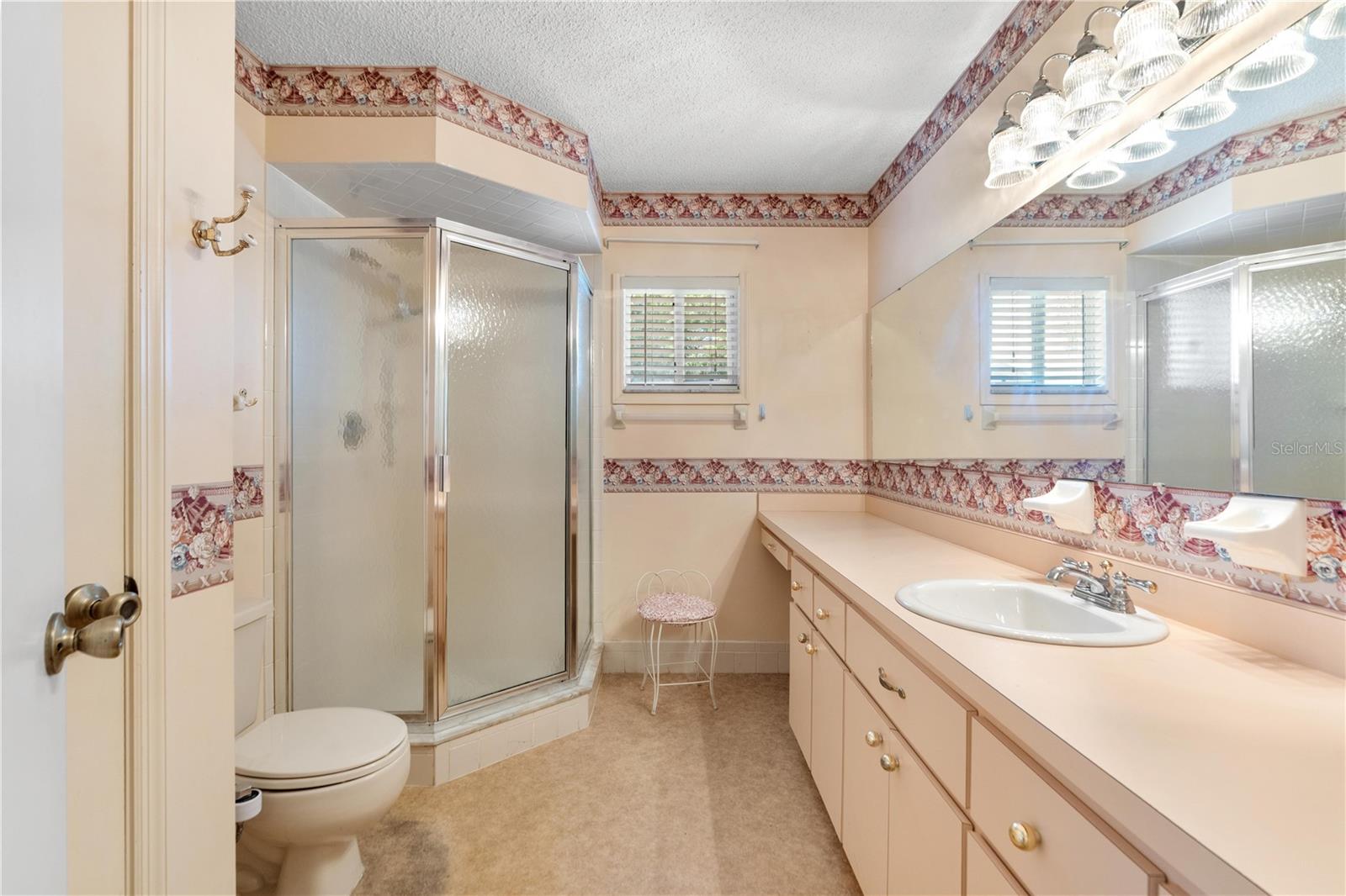 SPRUCE CRK 04 - Residential