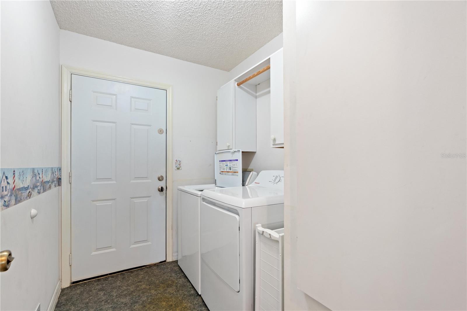 SPRUCE CRK 04 - Residential