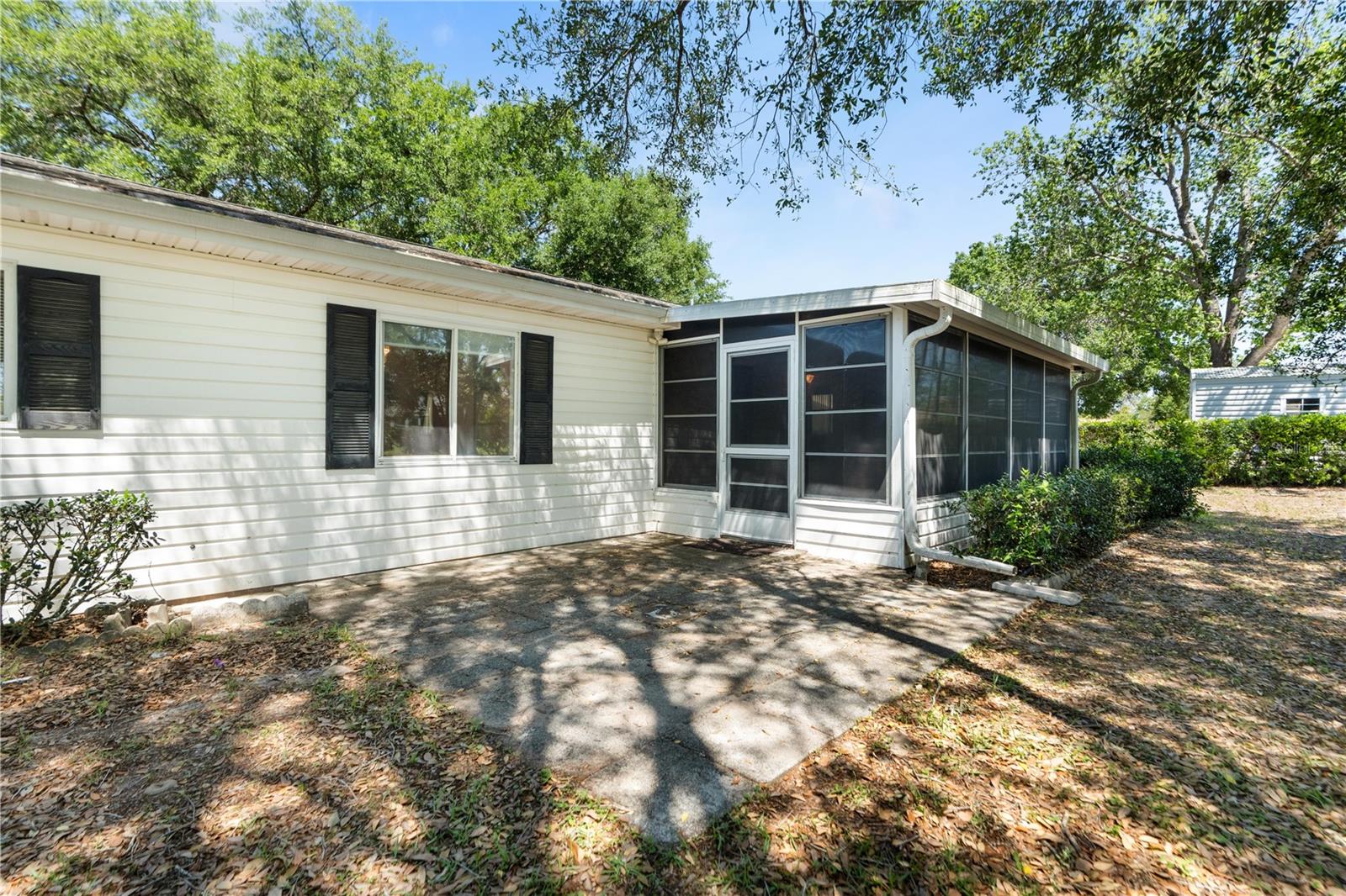 SPRUCE CRK 04 - Residential