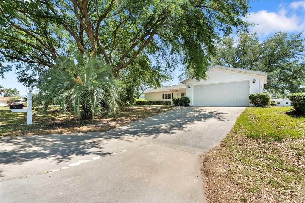Photo of 11223 SW 64th Court, Ocala, FL 34476 (MLS # W7884923)