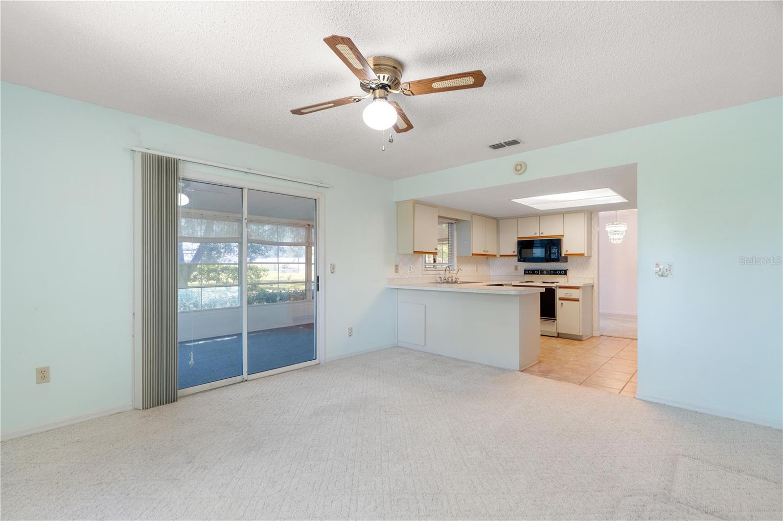 SPRUCE CRK 04 - Residential