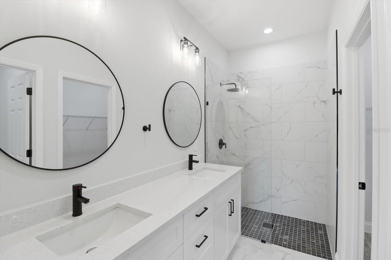 CITRUS SPGS UNIT 27 - Residential