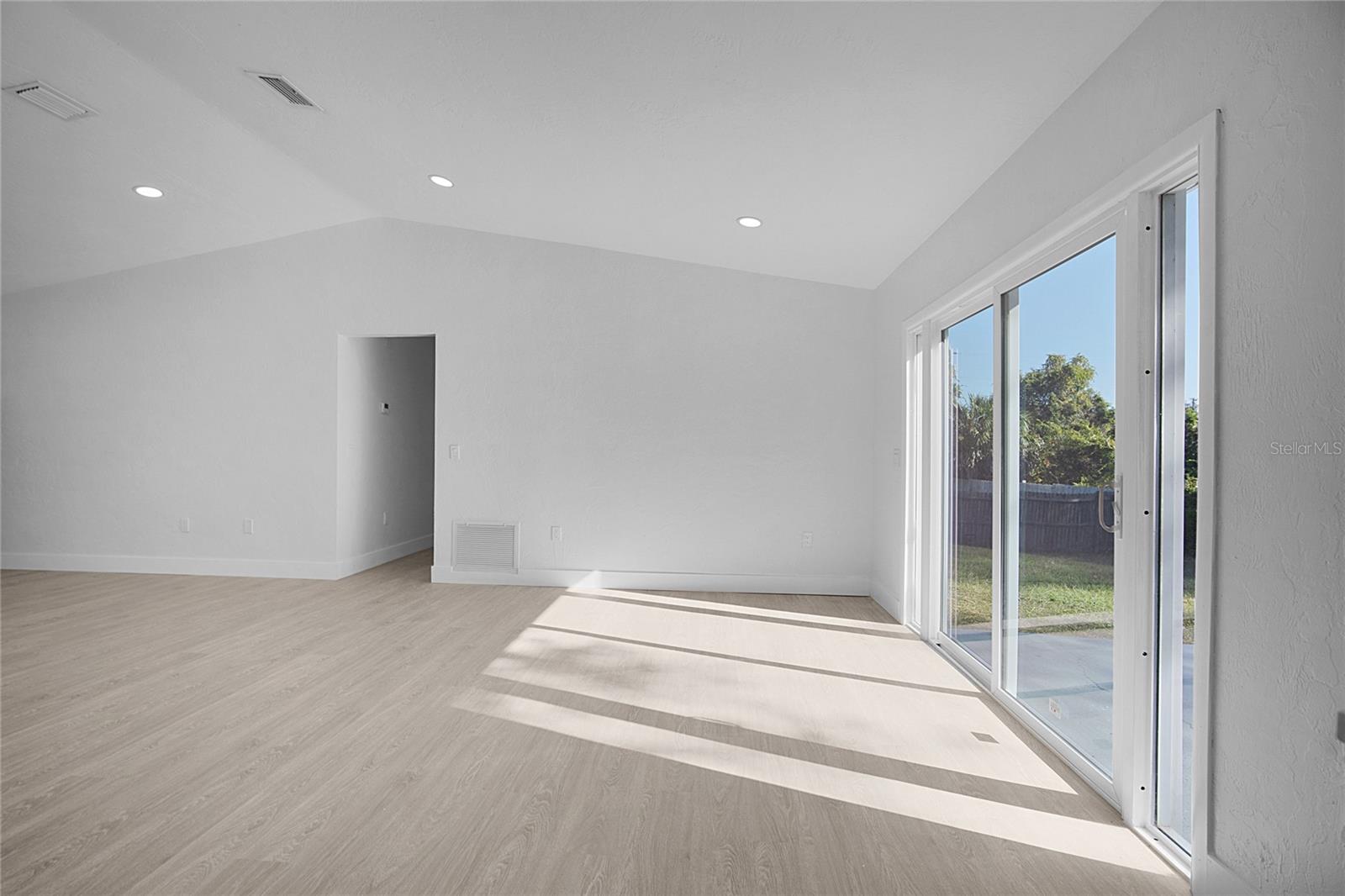 DELTONA LAKES UNIT 53 - Residential