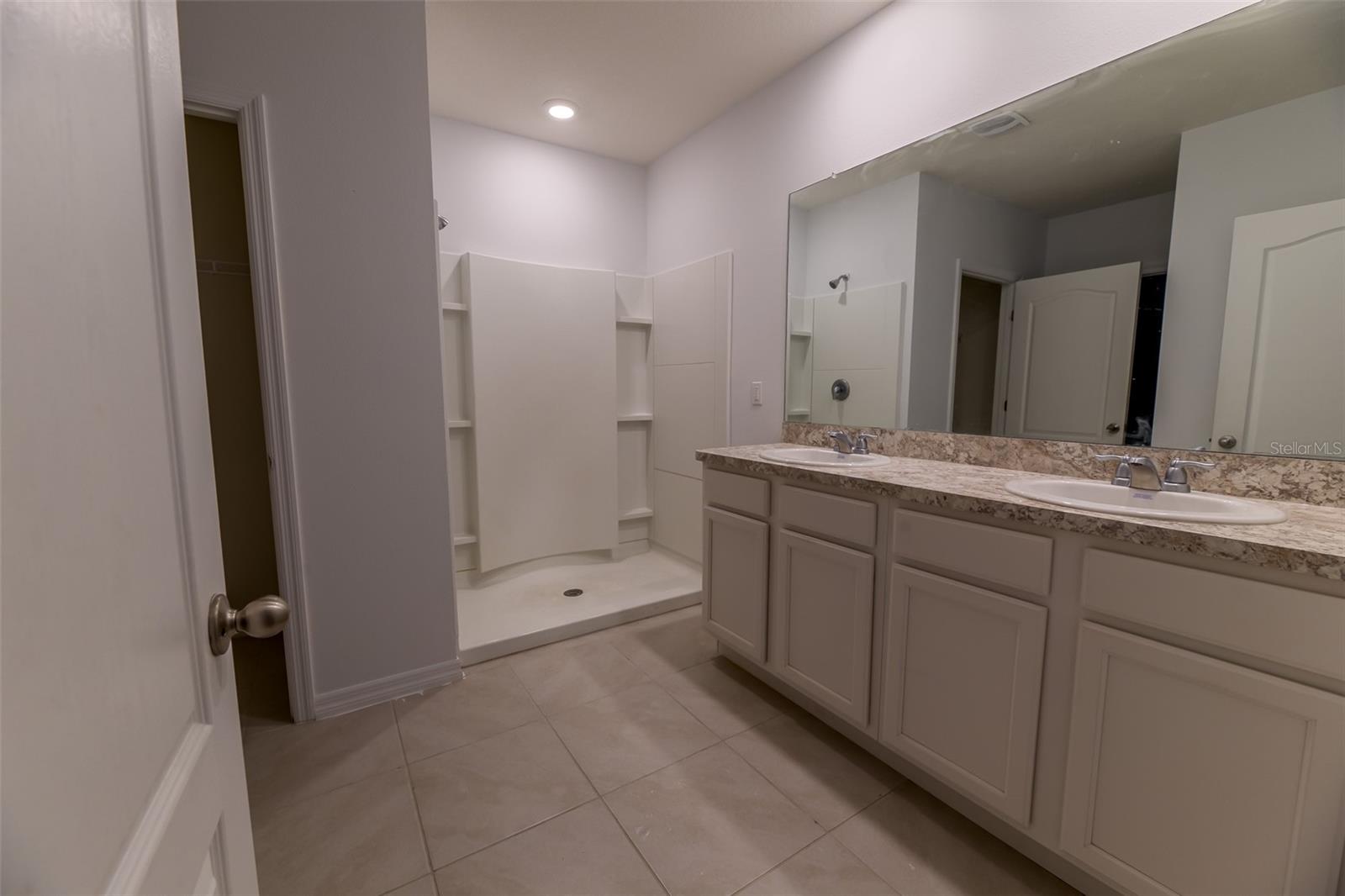 LUCERNE PARK RESERVE - Residential