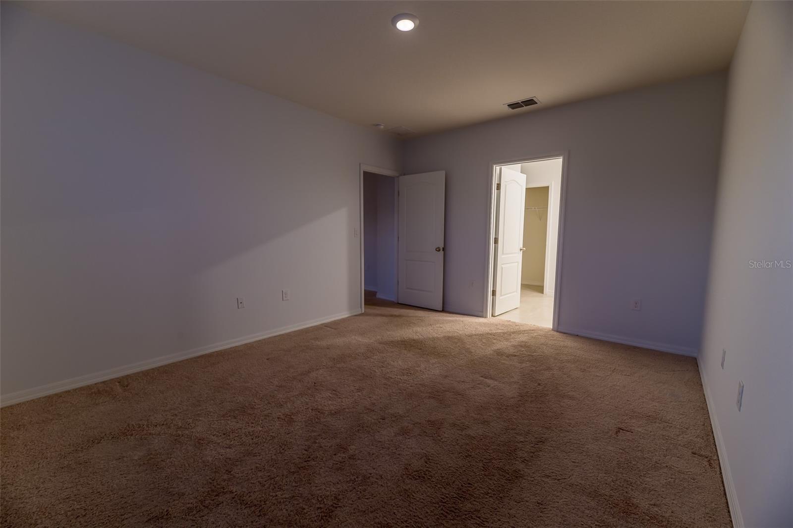 LUCERNE PARK RESERVE - Residential