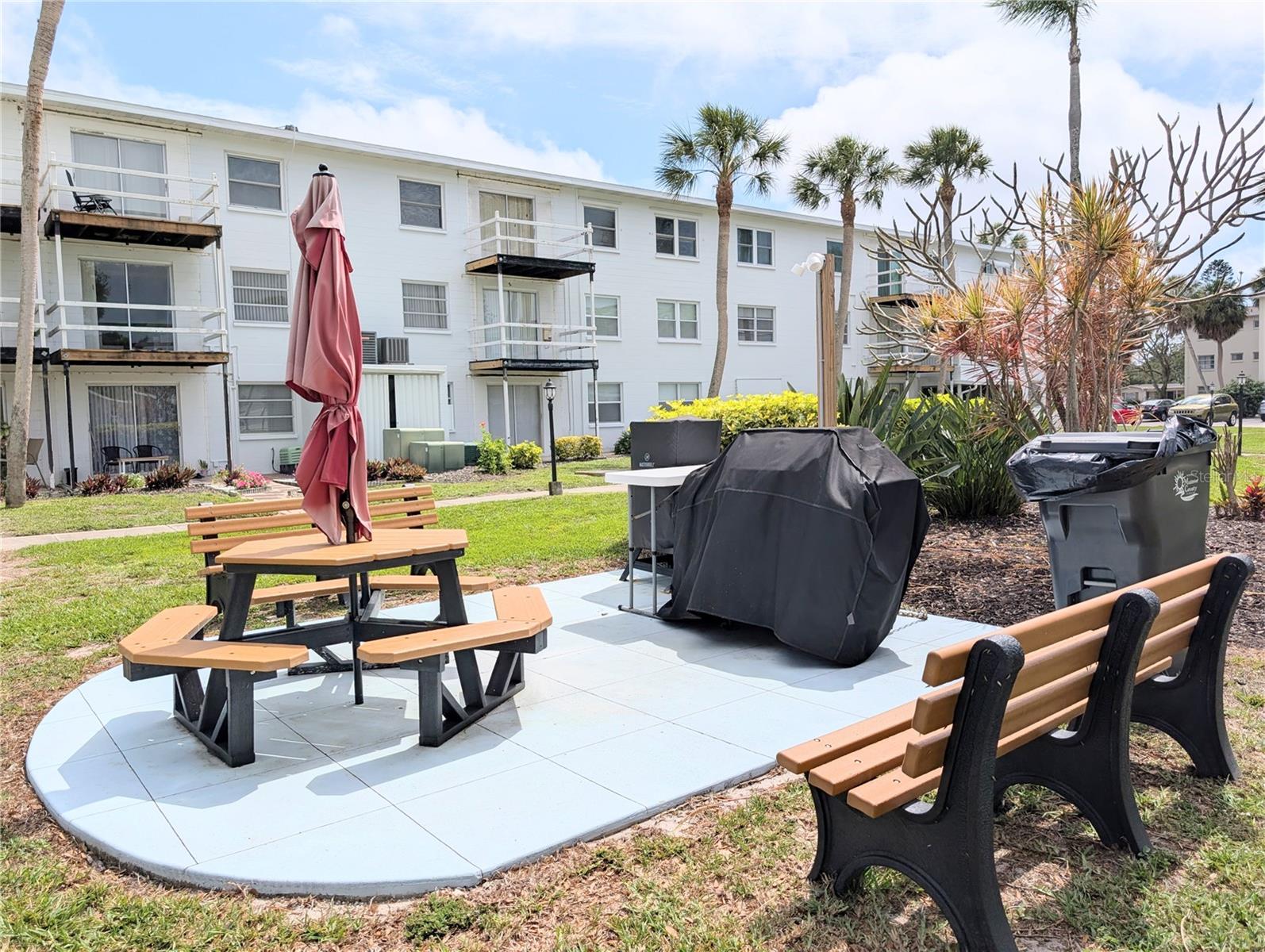 THE FOURTH BAYSHORE - Residential