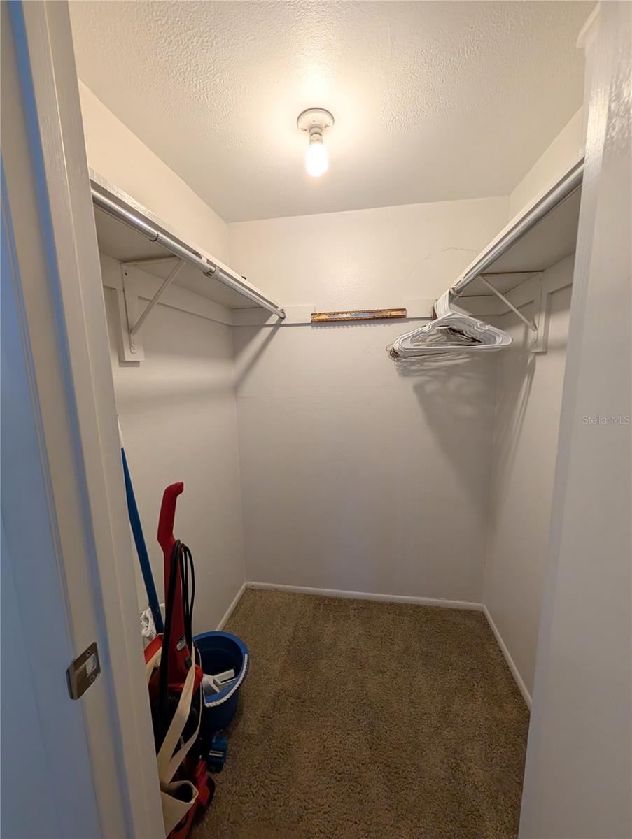 THE FOURTH BAYSHORE - Residential