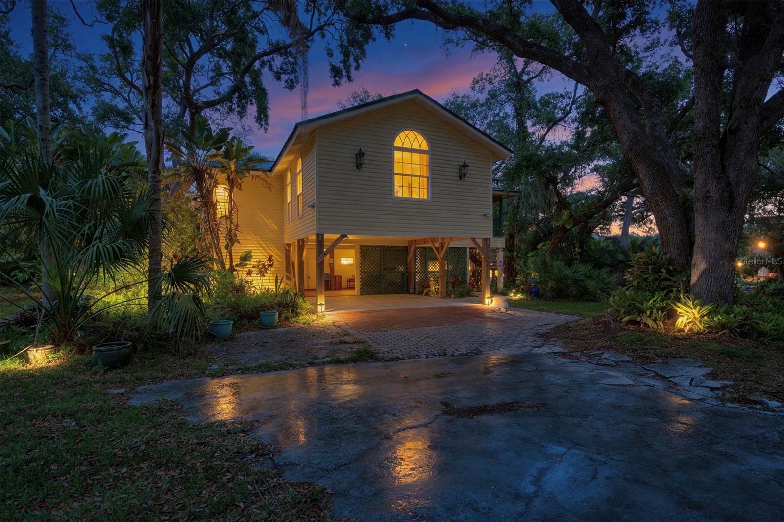 CRYSTAL BEACH - Residential