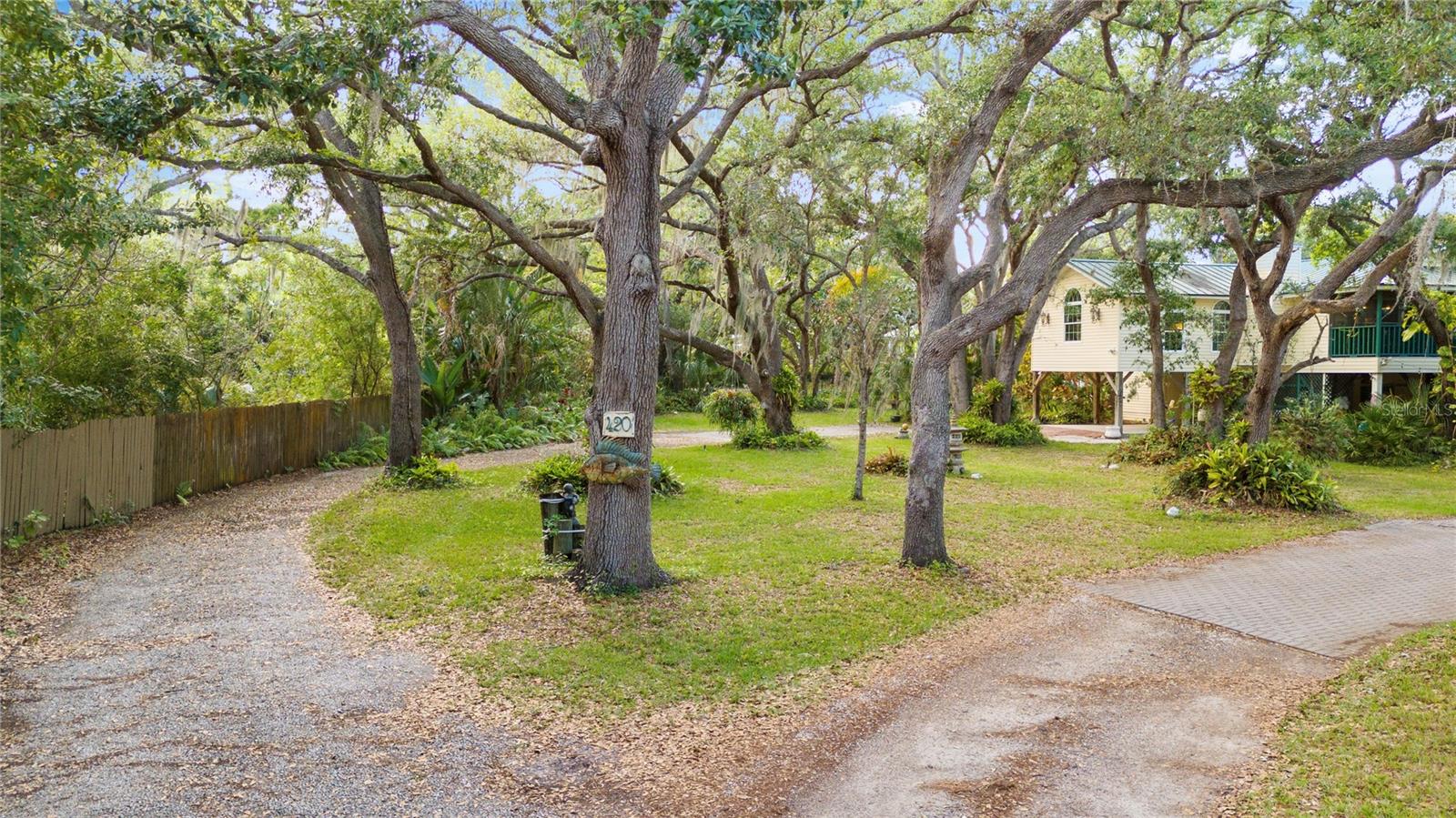 CRYSTAL BEACH - Residential