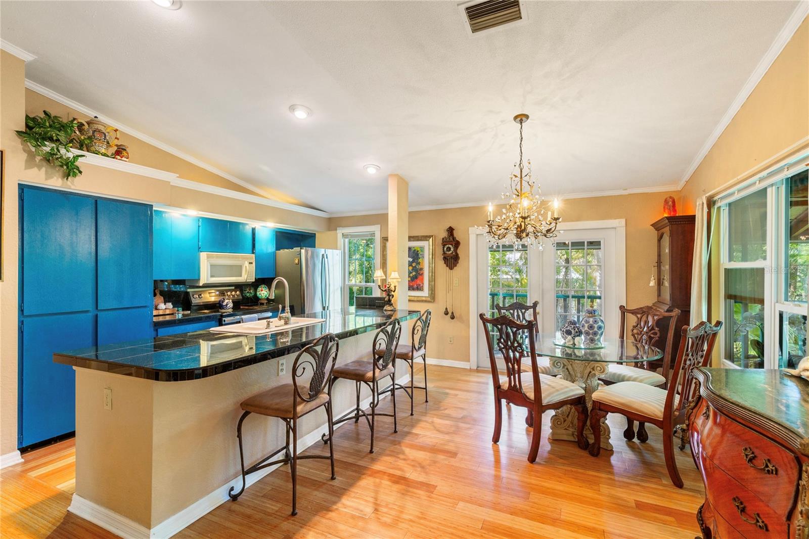 CRYSTAL BEACH - Residential