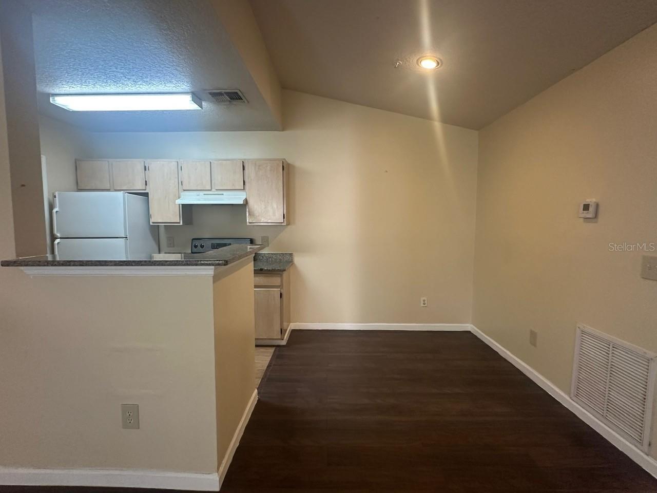 SUNSET LAKE CONDOMINIUM - Residential