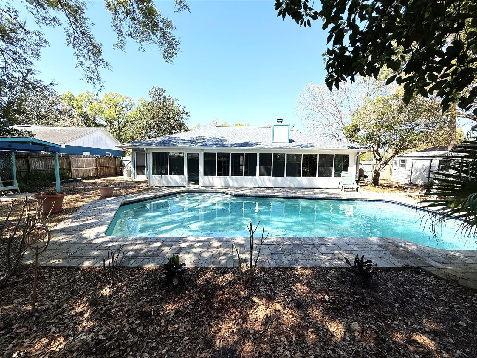 1095 GRAN PASEO DRIVE