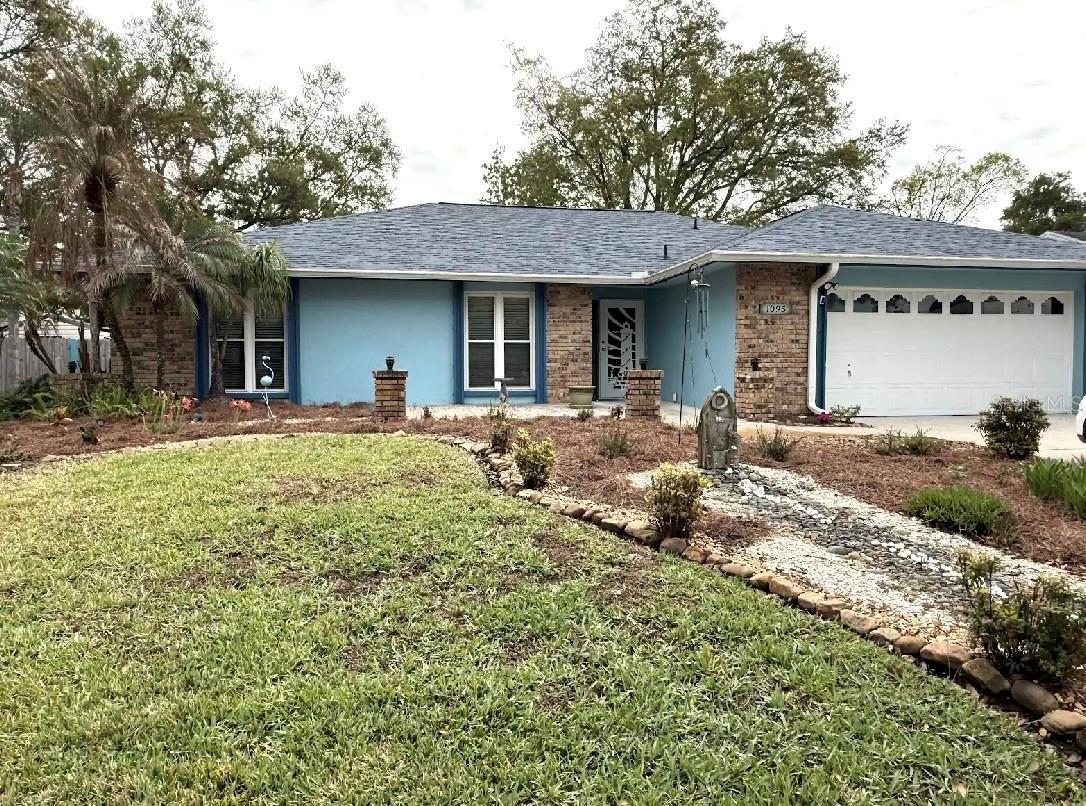 1095 GRAN PASEO DRIVE