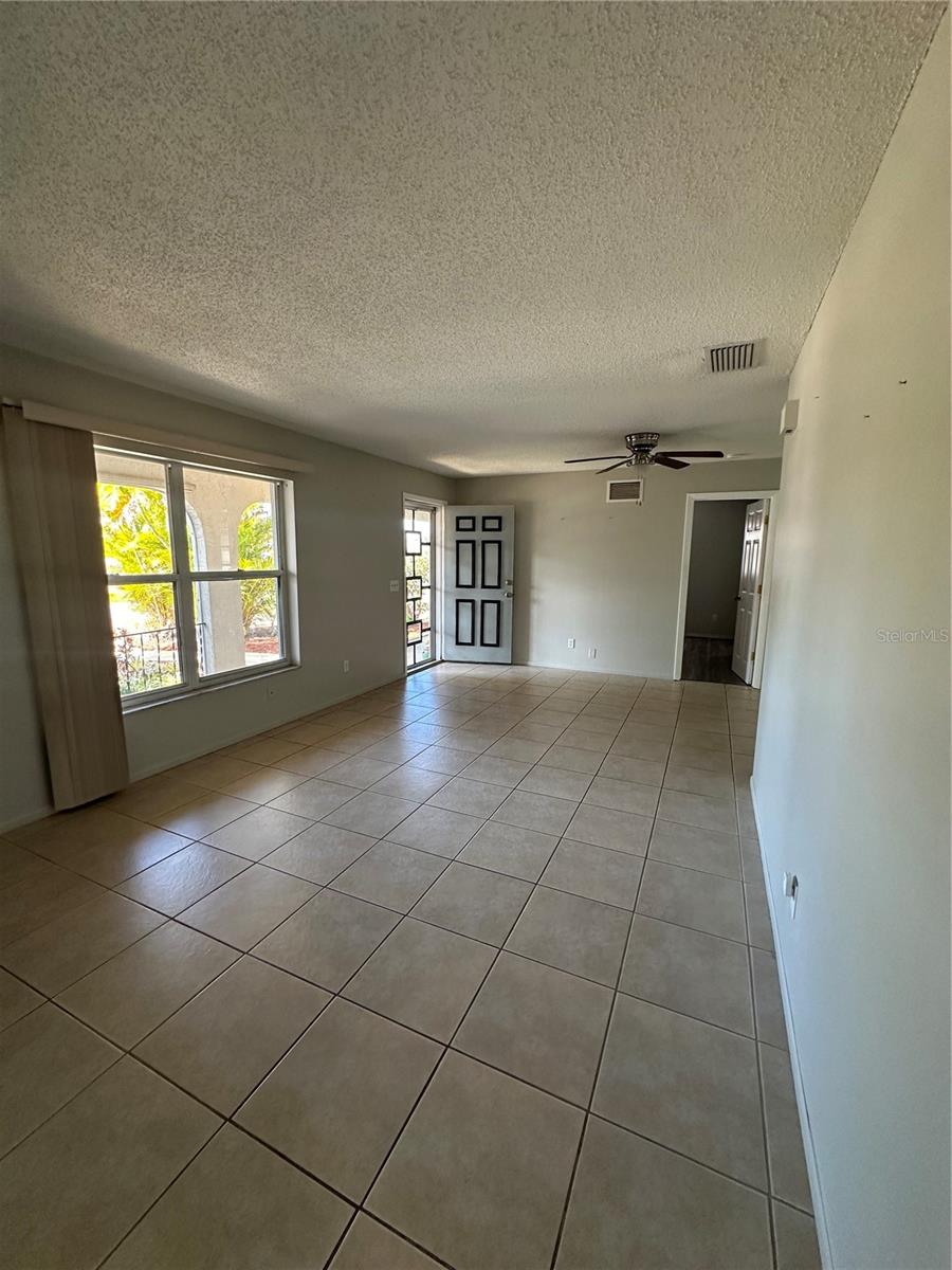 1321 WASHINGTON DRIVE