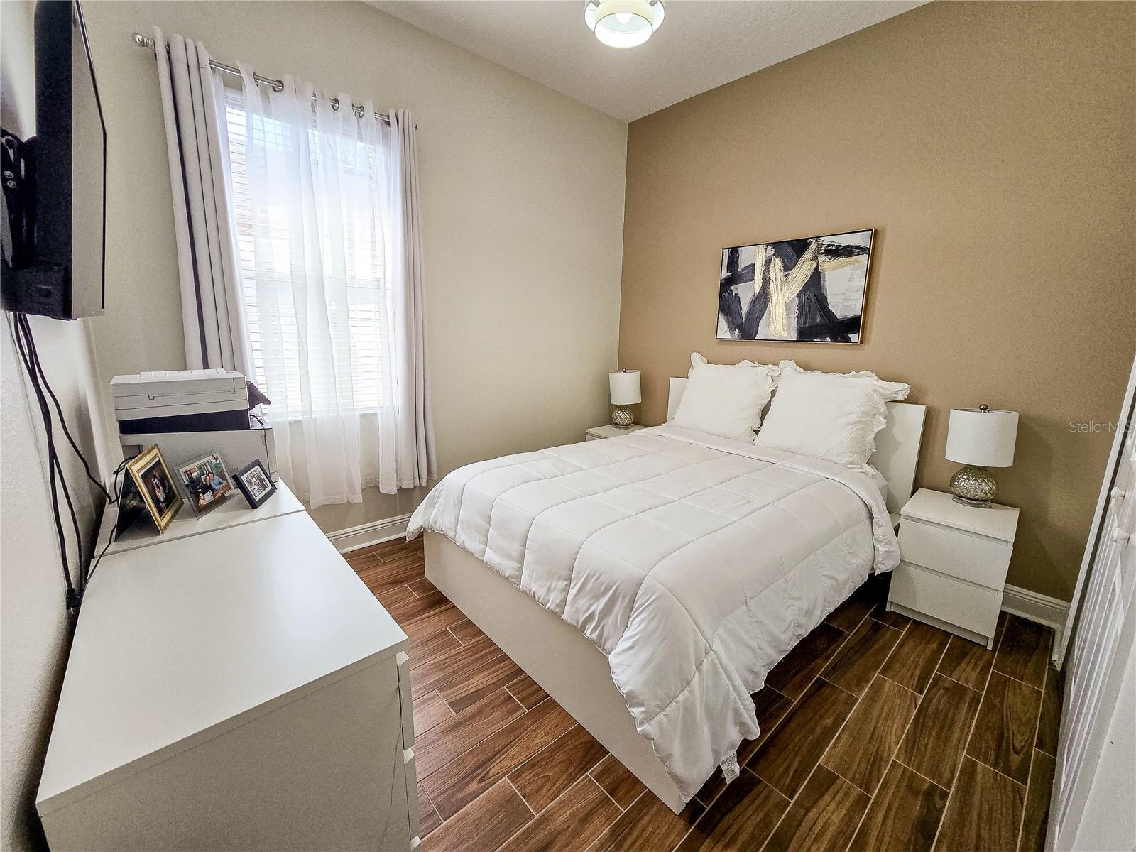 HUNTERS CREEK TR 515 PH 01 & - Residential