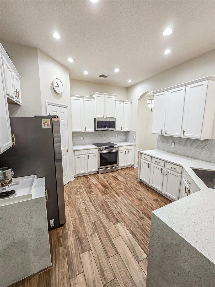 HUNTERS CREEK TR 515 PH 01 & - Residential