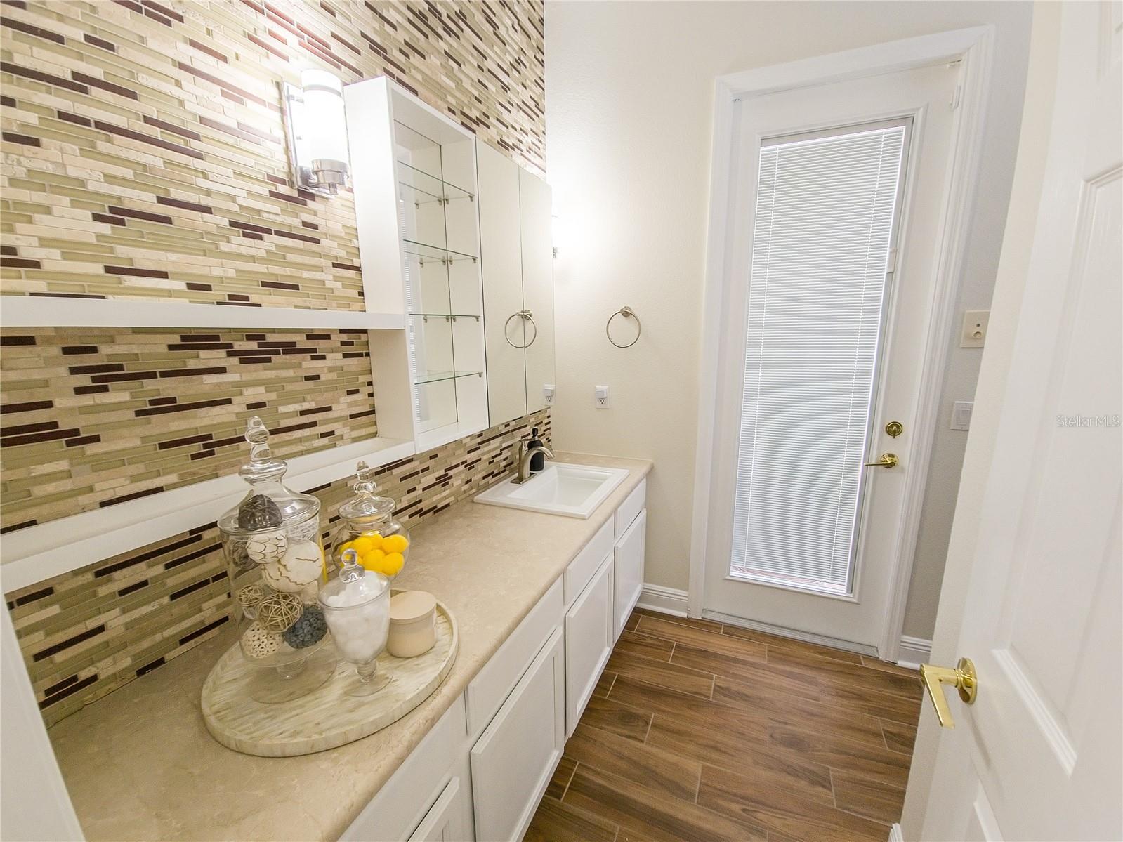 HUNTERS CREEK TR 515 PH 01 & - Residential