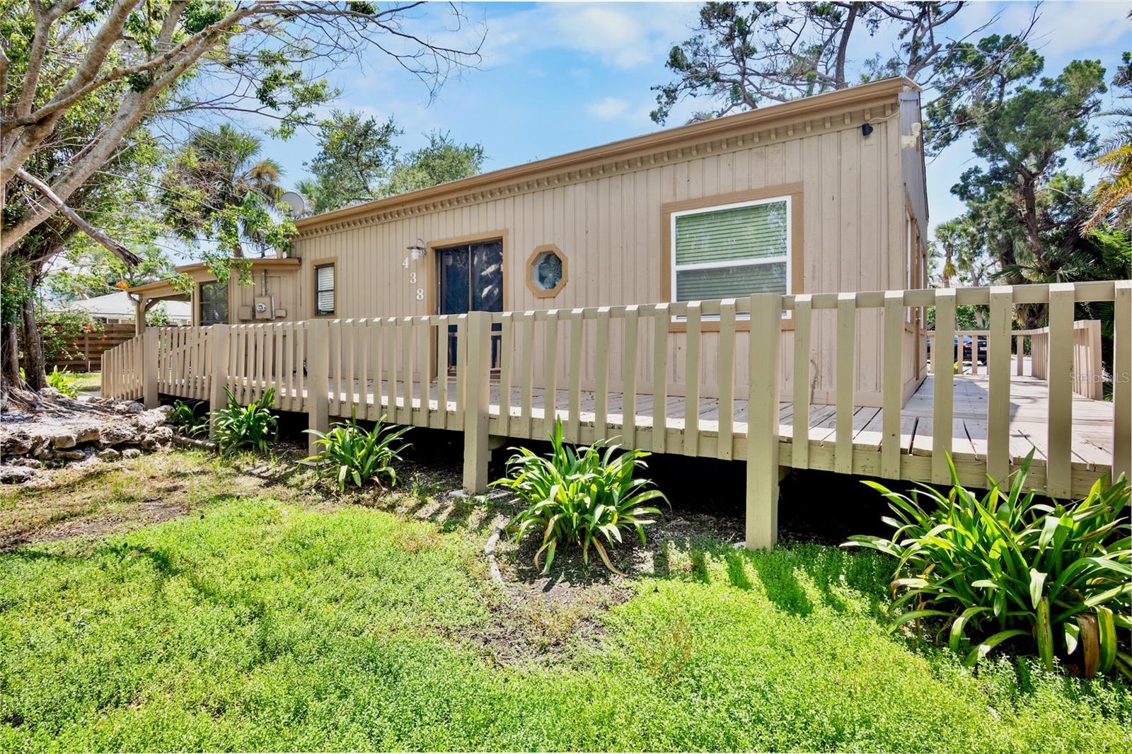 BAY ISLAND - Residential