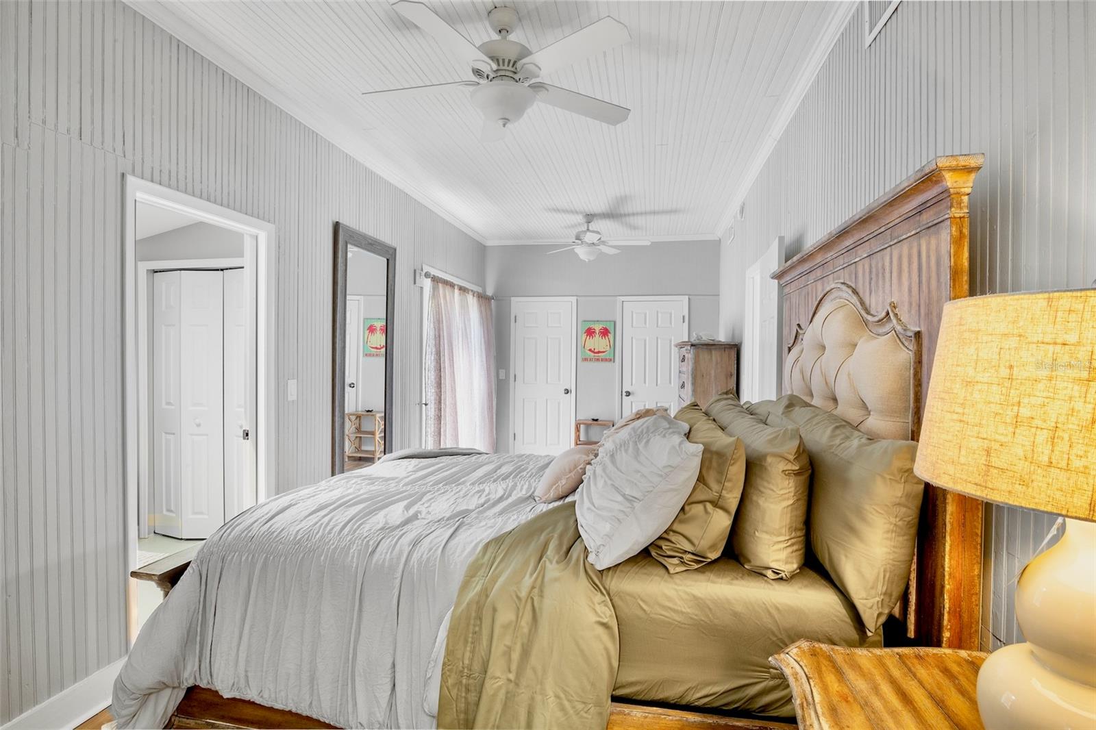 BAY ISLAND - Residential