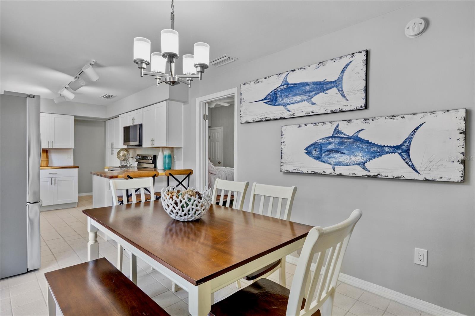 BAY ISLAND - Residential