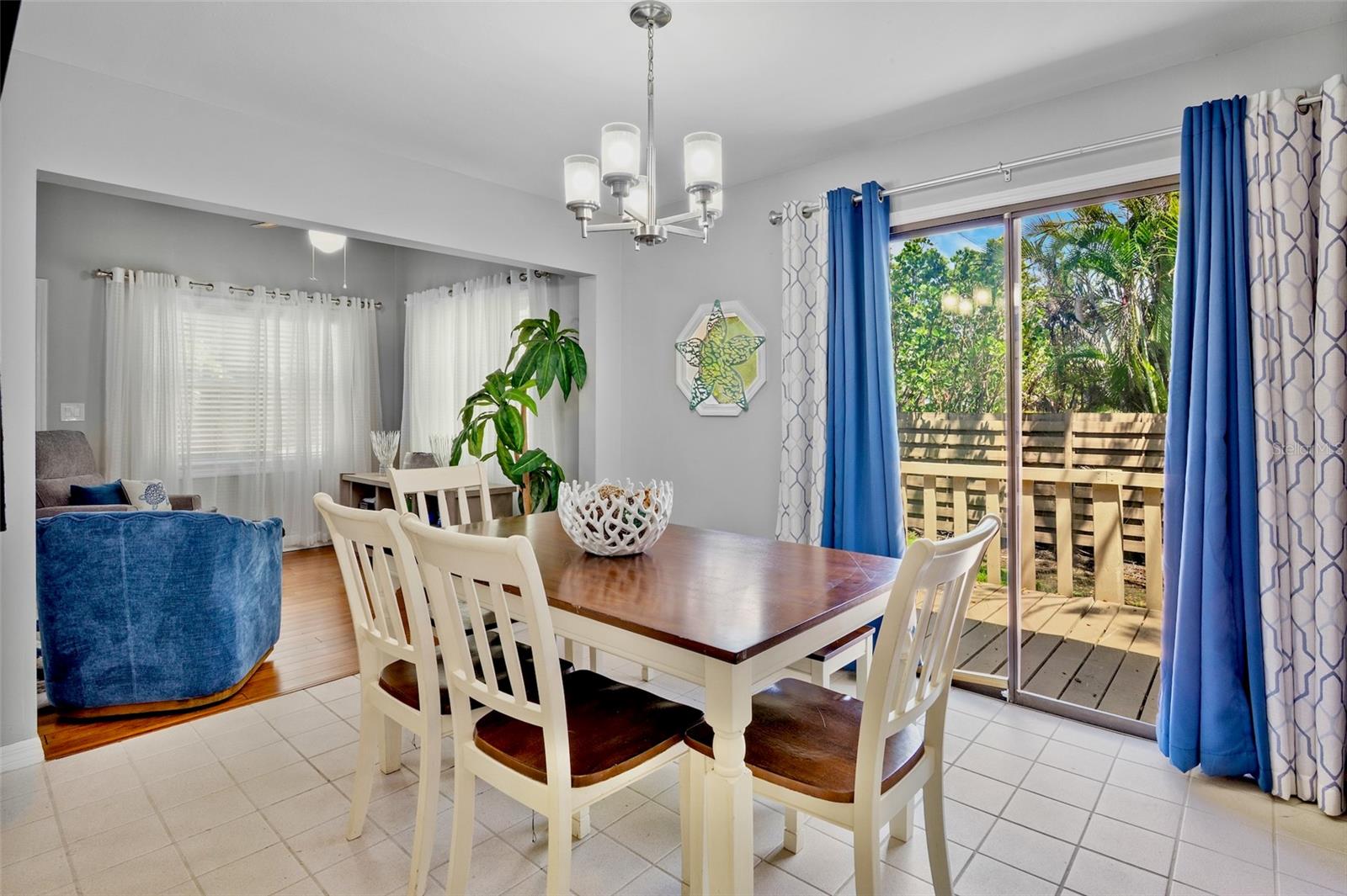 BAY ISLAND - Residential