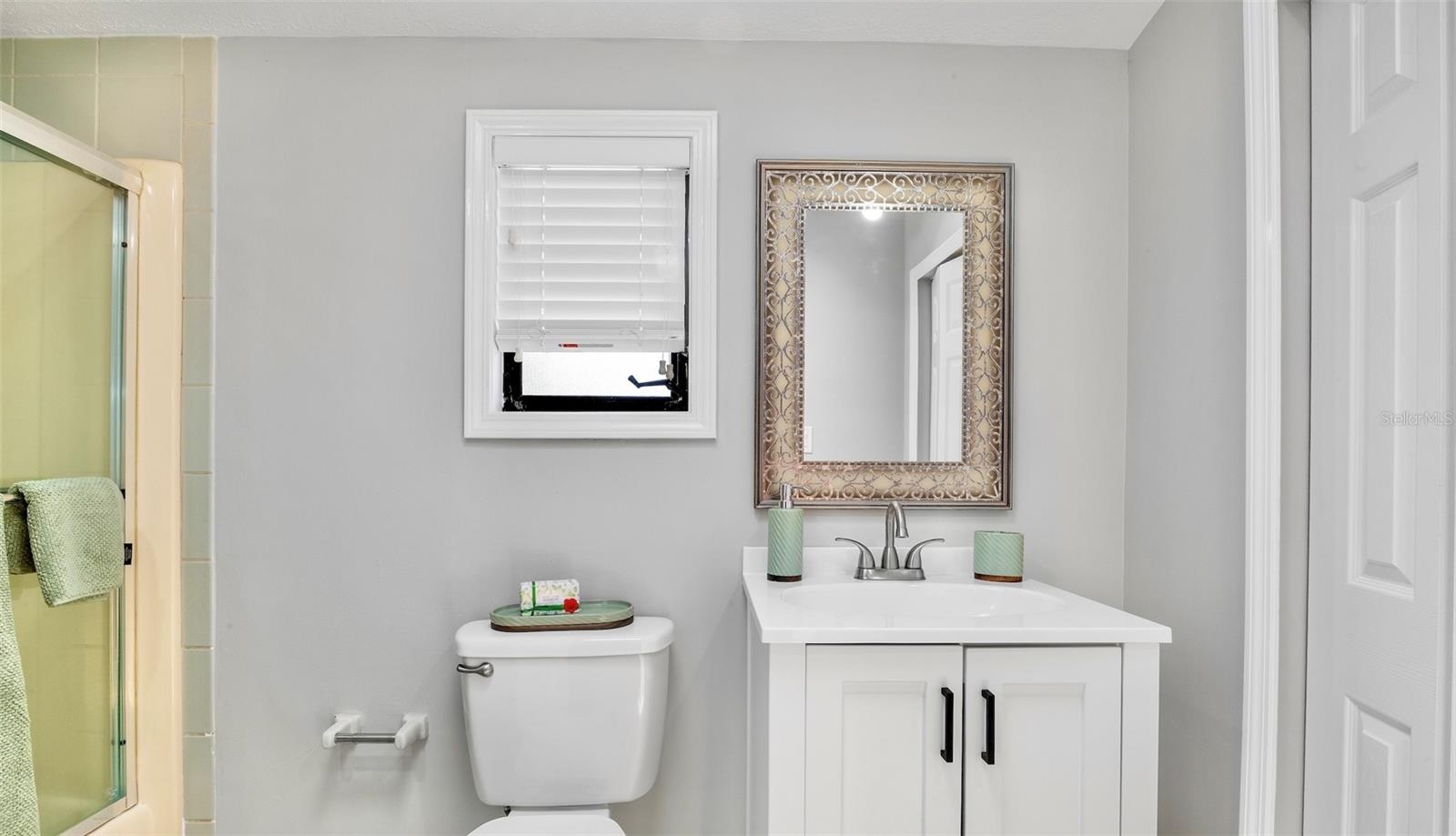 BAY ISLAND - Residential