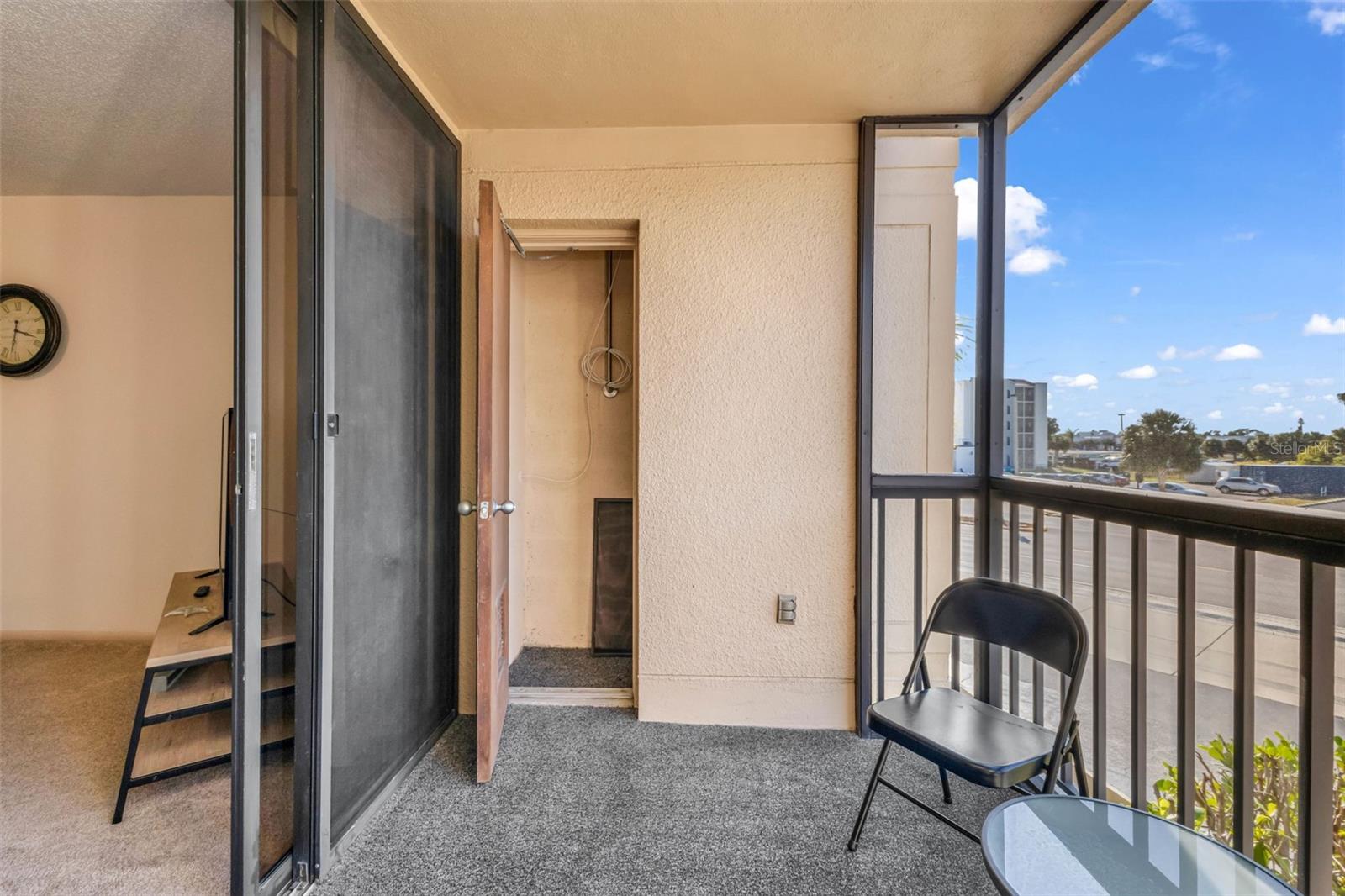 PROMENADES EAST - Residential