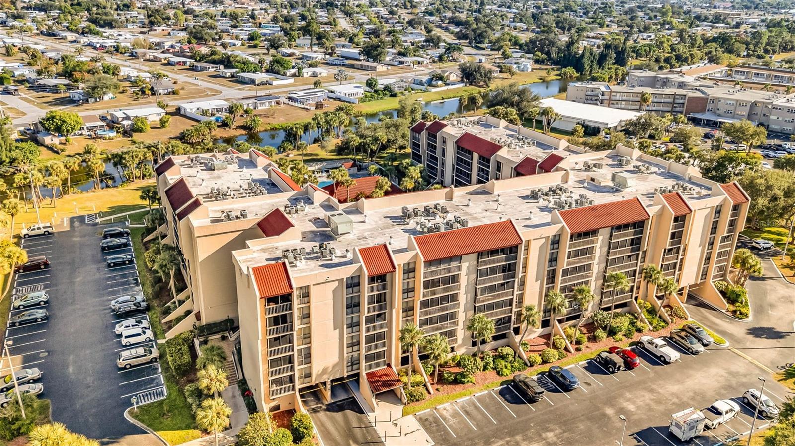 PROMENADES EAST - Residential