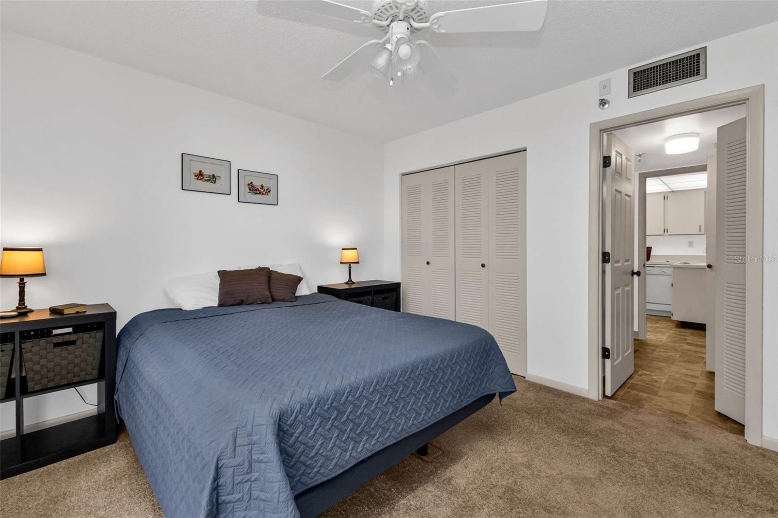 PROMENADES EAST - Residential