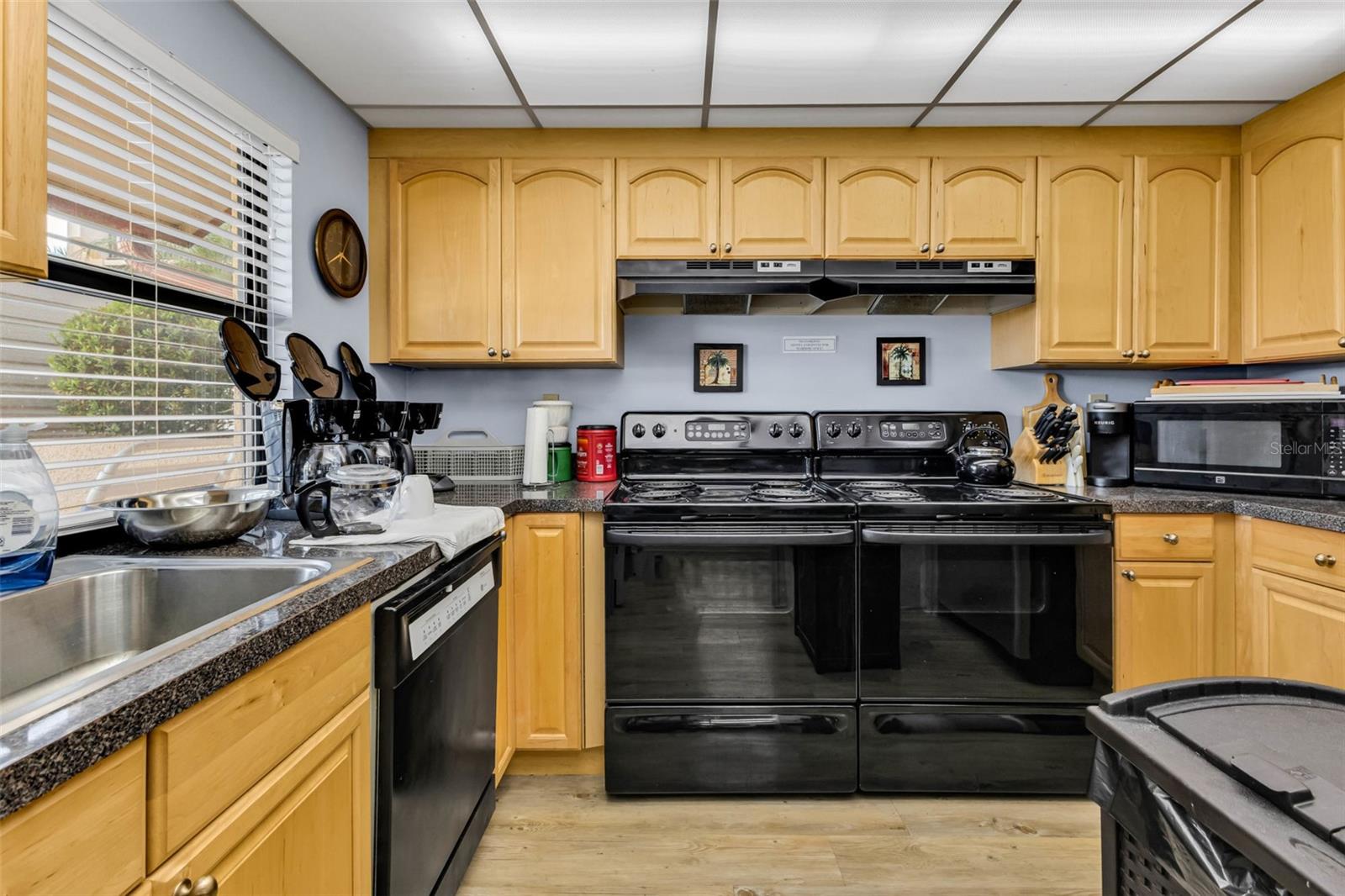 PROMENADES EAST - Residential