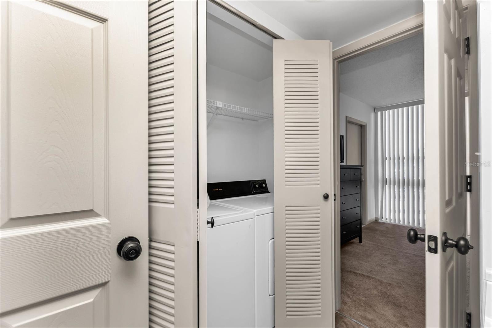 PROMENADES EAST - Residential