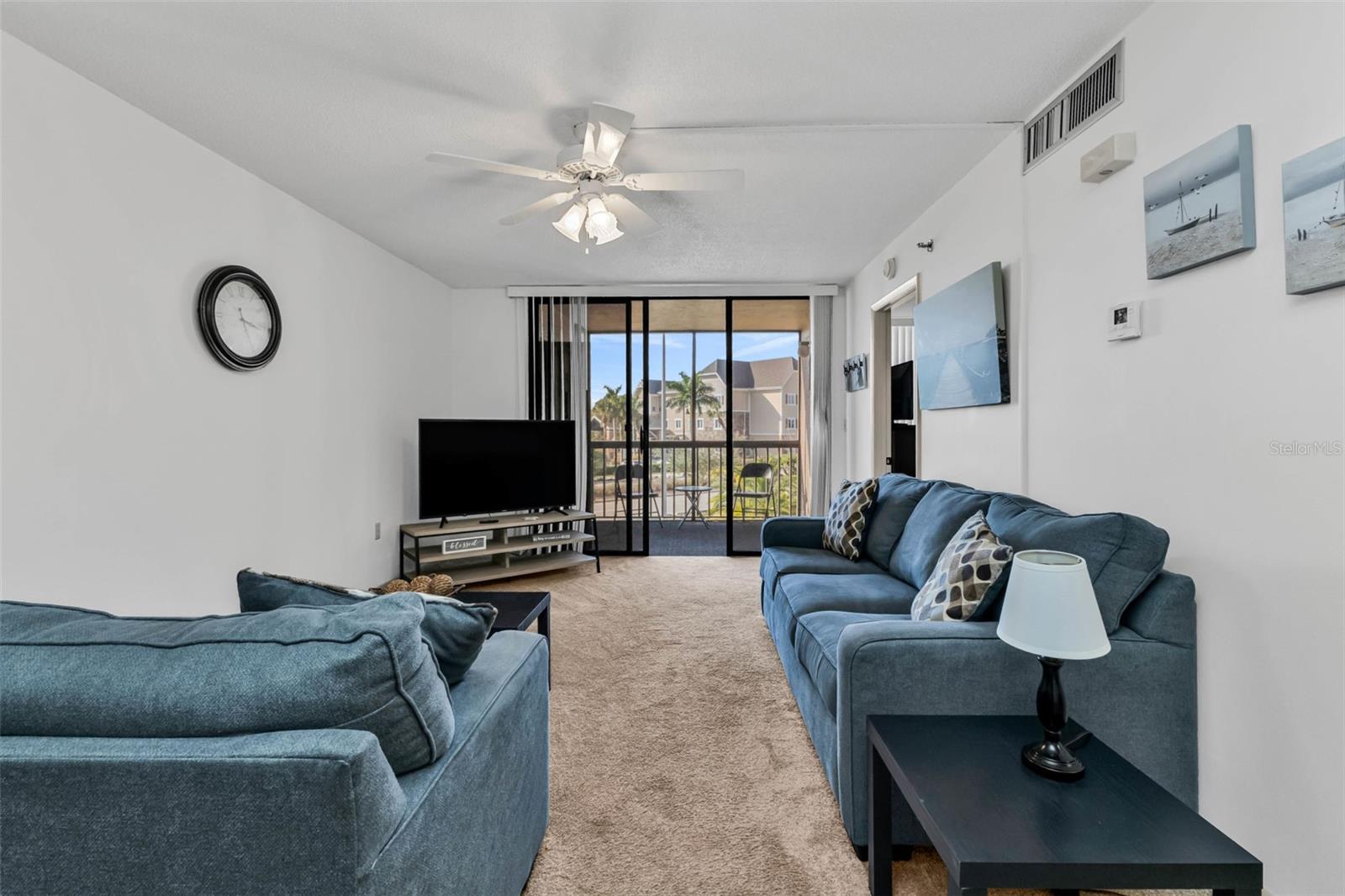 PROMENADES EAST - Residential