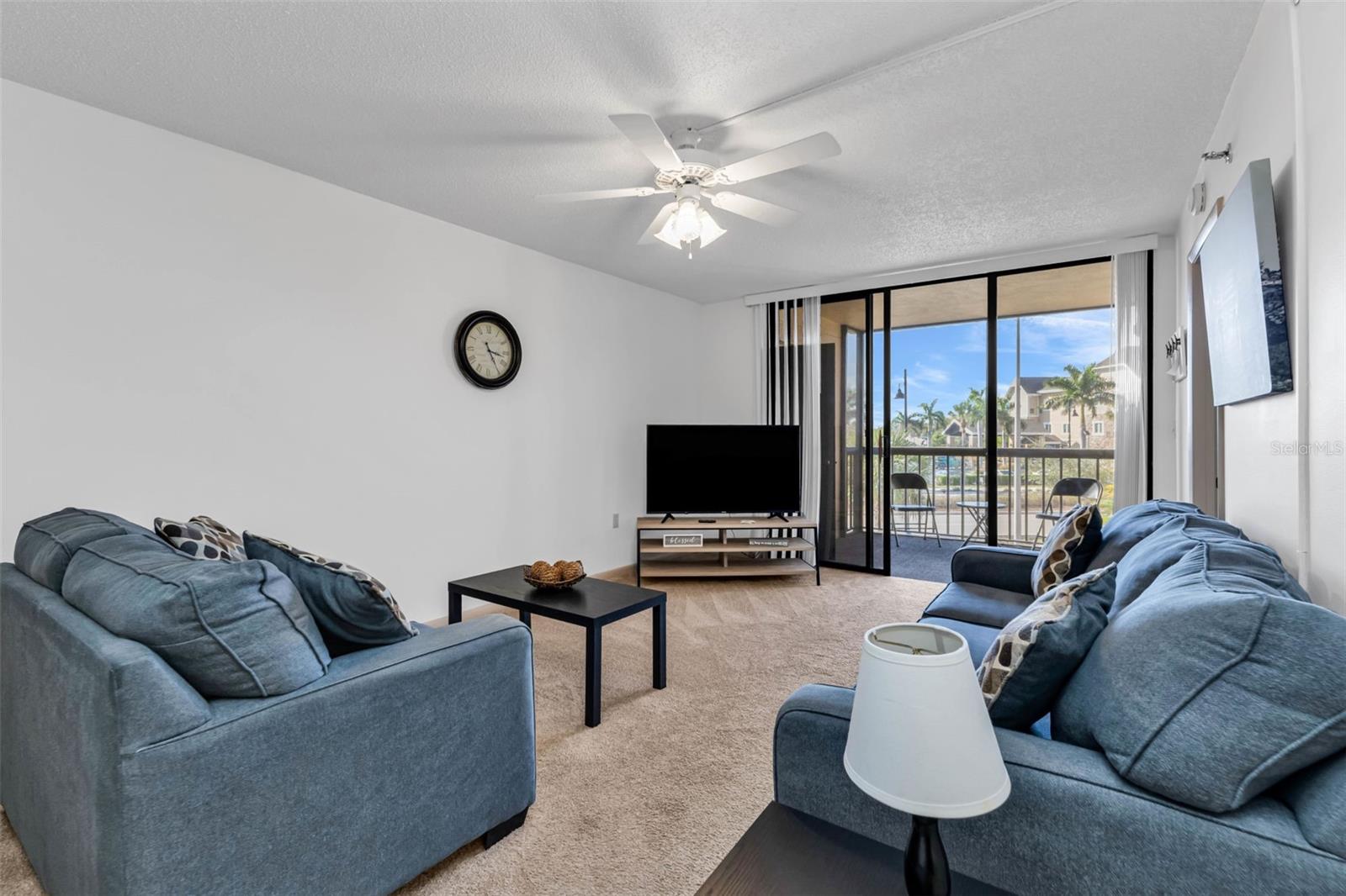 PROMENADES EAST - Residential