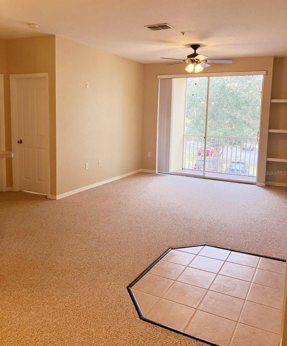 VISCONTI WEST - Residential Lease