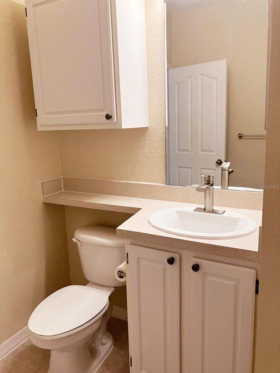 VISCONTI WEST - Residential Lease