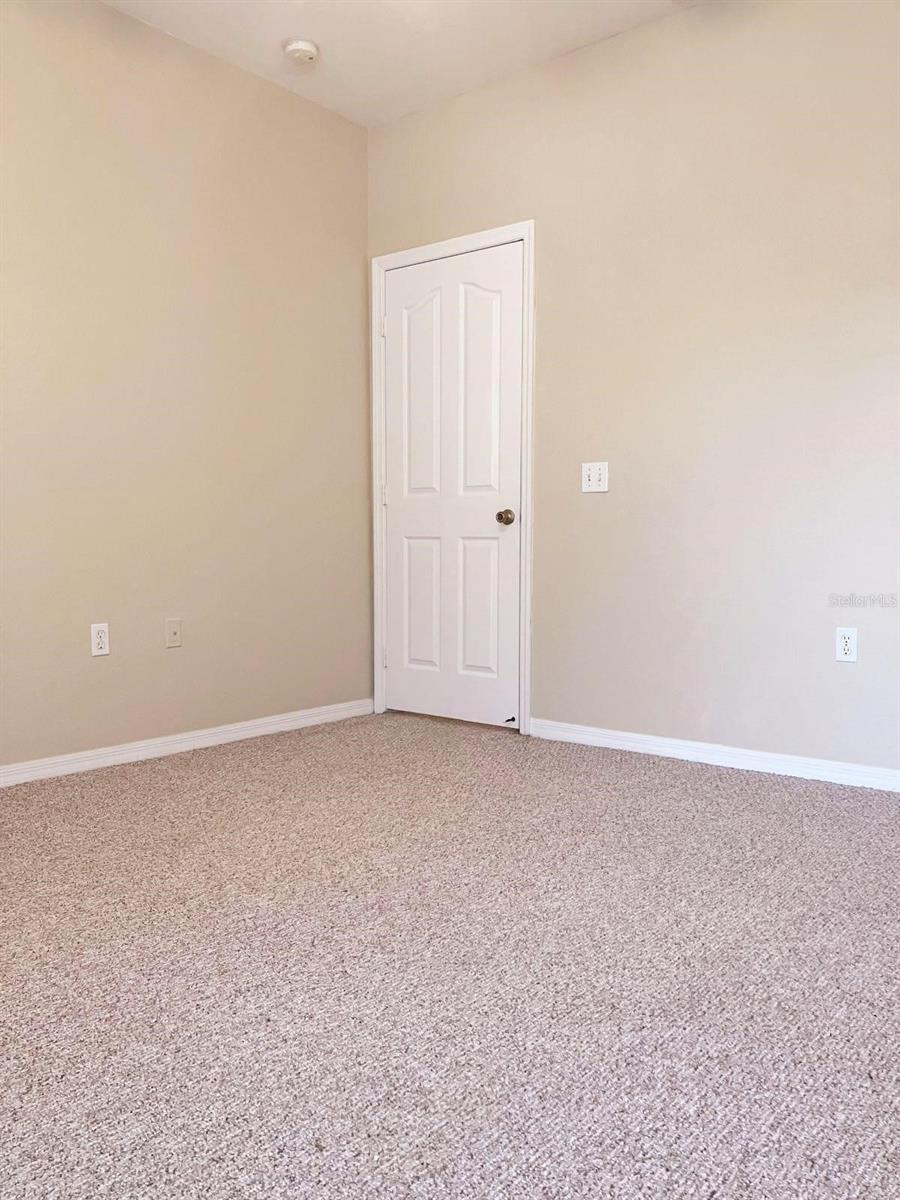 VISCONTI WEST - Residential Lease