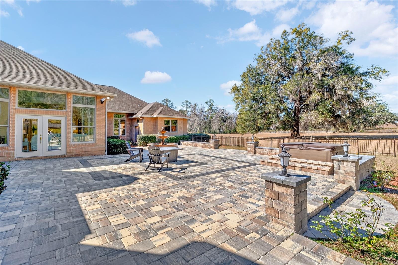 EAGLES VIEW - Residential