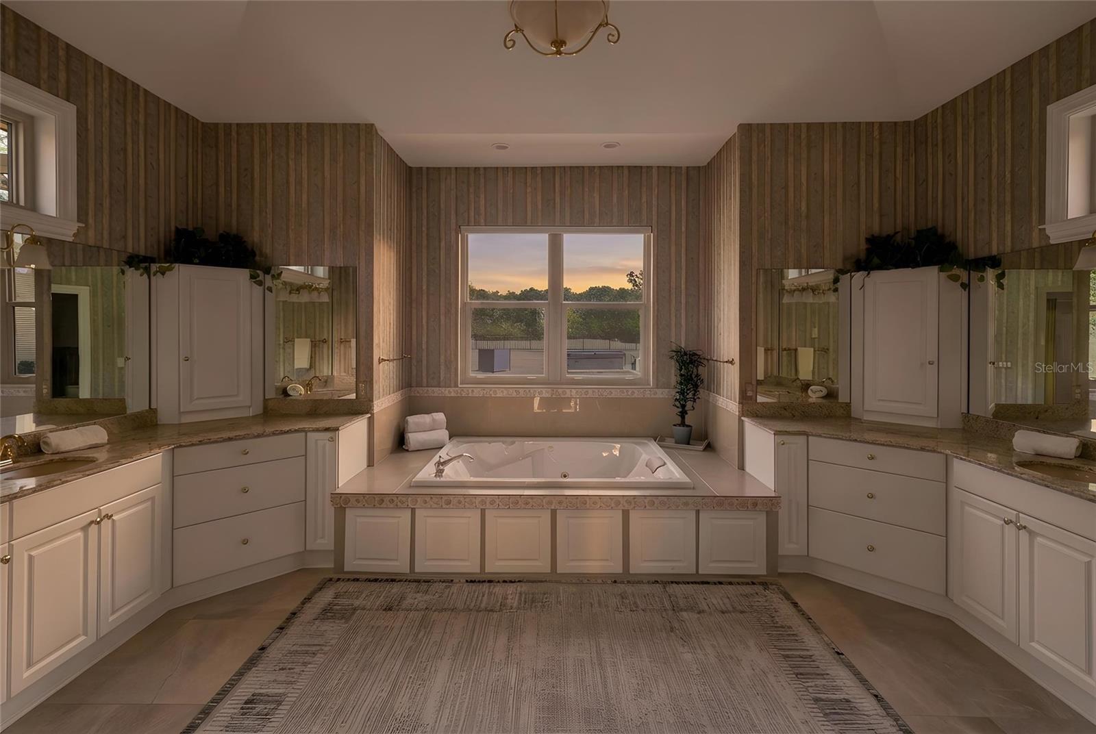 EAGLES VIEW - Residential