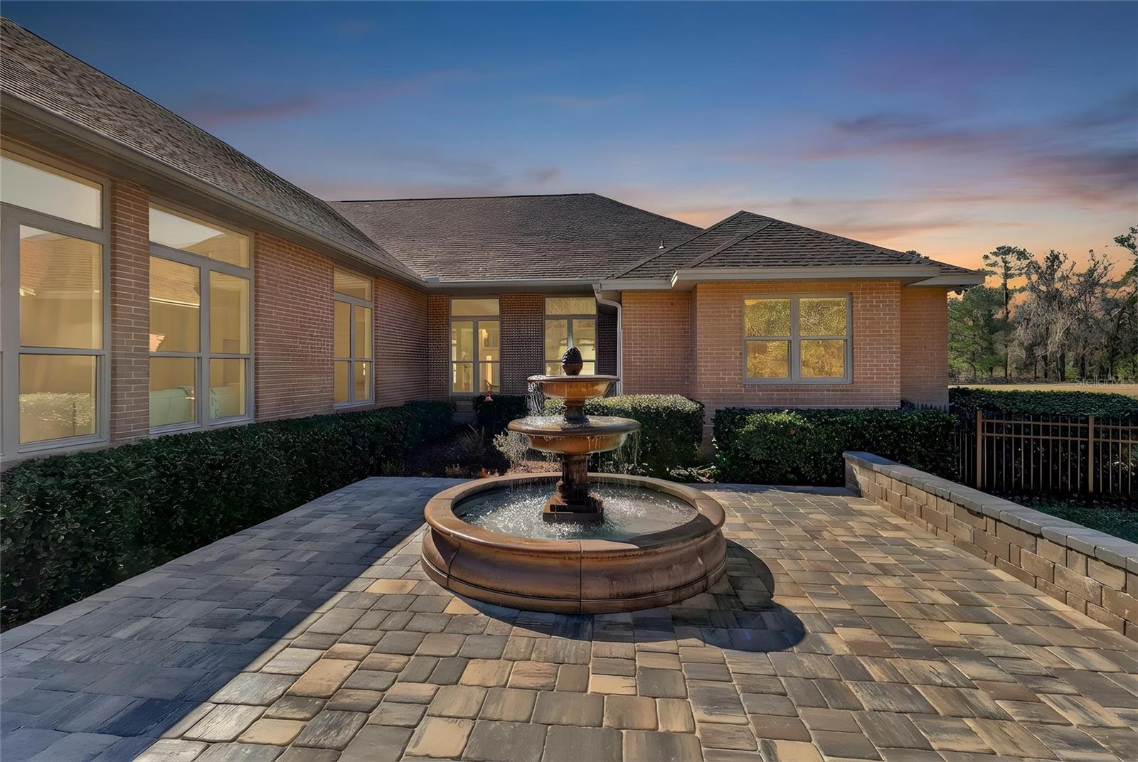 EAGLES VIEW - Residential