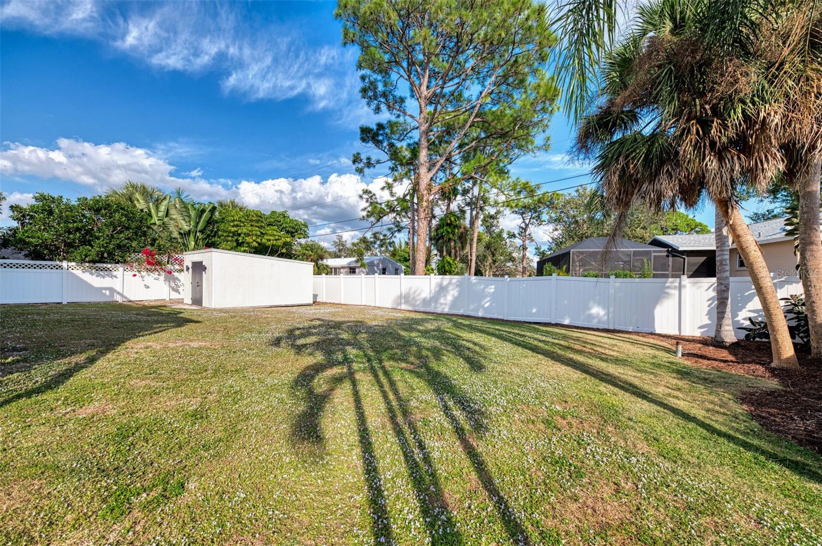 HIDDEN BAY ESTATES - Residential