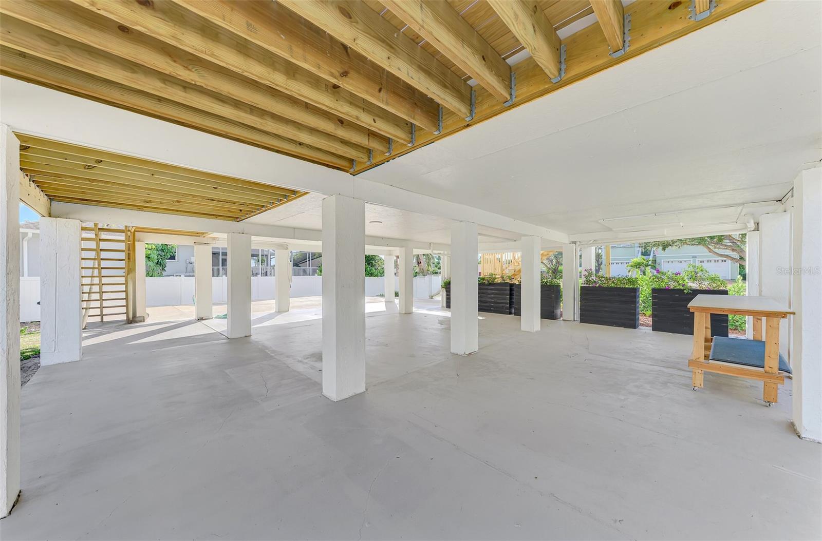 HIDDEN BAY ESTATES - Residential